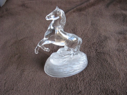 Jolie presse papier cristal