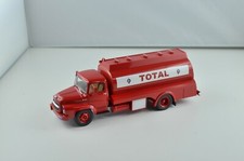 CAMIONS D'AUTREFOIS. 1/43°