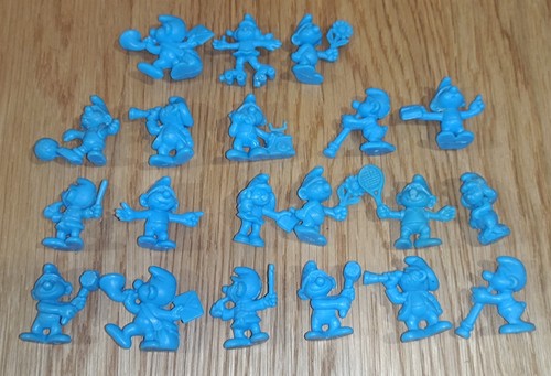 Lot figurines schtroumpfs - 20,