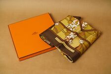 carré twill soie Hermès 90 avec boite modèle Ali Baba Pierre Peron vintage 1970