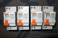 DISJONCTEUR DIFFERENTIEL 32A