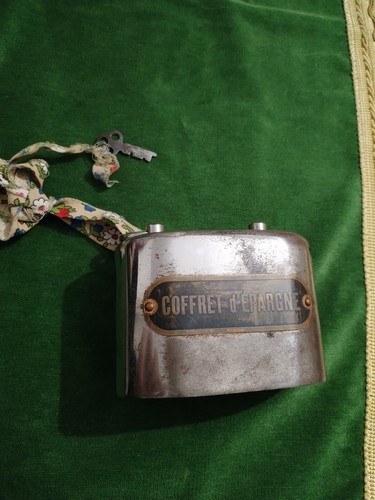 Ancienne tirelire coffret - ancienne,