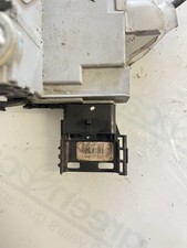 PEUGEOT 5008 833318 A02324 Verrou de Porte Avant Gauche 1.56 Diesel 24714604