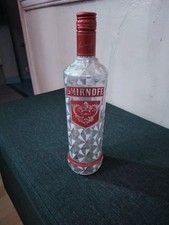 Bouteille de Smirnoff Vide