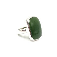 Bague sceau homme jade vert