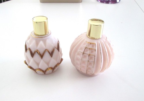 Lot flacons en opaline - de,