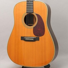 Guitare acoustique MARTIN