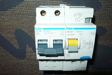 DISJONCTEUR DIFFERENTIEL 2POLE