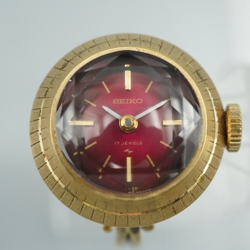 Presque comme neuve montre - *presque,