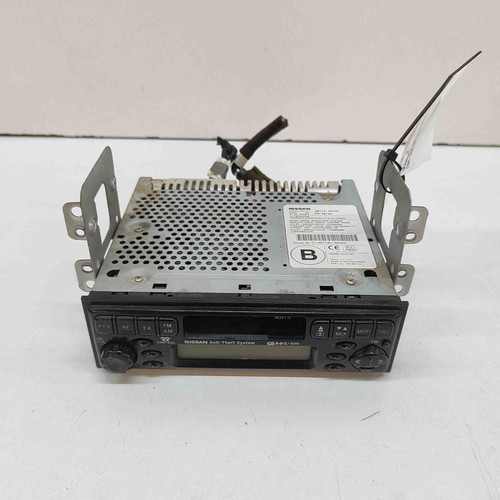 Nissan navara d21 - nissan, radio