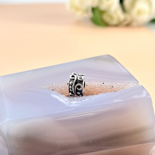 Charm pandora argent - en, clip