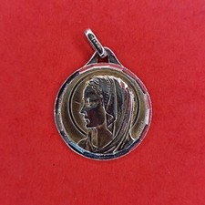 Médaille vierge vintage