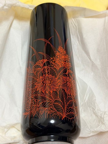 Vase laqué maki porte - maki-e,