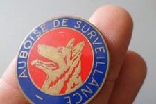 Badge broche MAITRE CHIEN BERGER ALLEMAND police AUBOISE DE SURVEILLANCE
