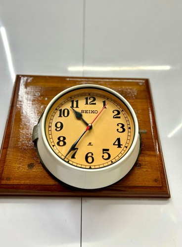 Horloge décorative seiko - décorative, à