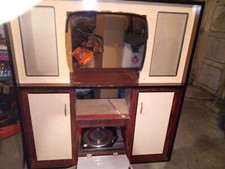 ANCIEN MEUBLE DE MUSIQUE POUR CHAINE,TV, EN FORMICA