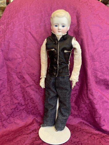 Mignon garçonnet allemand