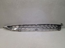 Grille centrale supérieure