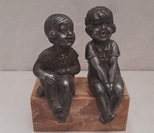 Sculpture 2 Filettes par Demetre Chiparus Art Deco 1930 en regule 