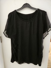 T-shirt noir Taille 42