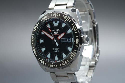 Presque comme neuve montre - [presque,
