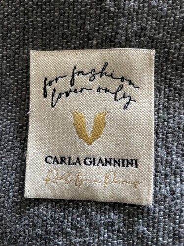 Carla giannini étiquette - carla,