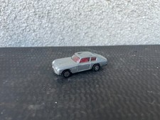 Miniature Aston Martin DB6 -