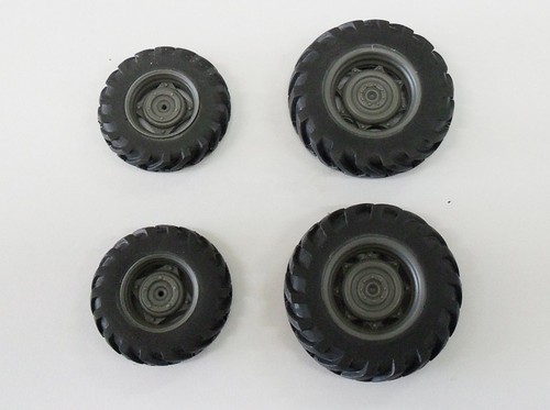 Front rear tractor - rear, wheel
