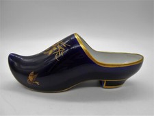 TRES BELLE GRANDE FIGURINE CHAUSSURE SABOT EN PORCELAINE DE LIMOGES