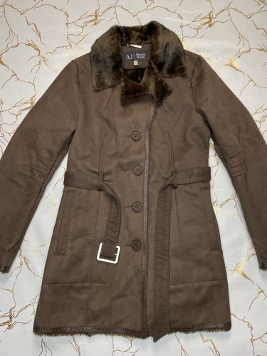 Manteau trench boutonné