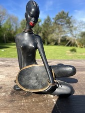 Statuette Femme Africaine Assise & Plateau West Germany Personnage Platre Peint