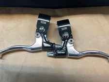 Jeu de leviers de frein