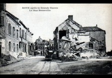 ROYE (80) WAGONNET de déblayage aux COMMERCES , Rue BASSEVILLE animée en 1919