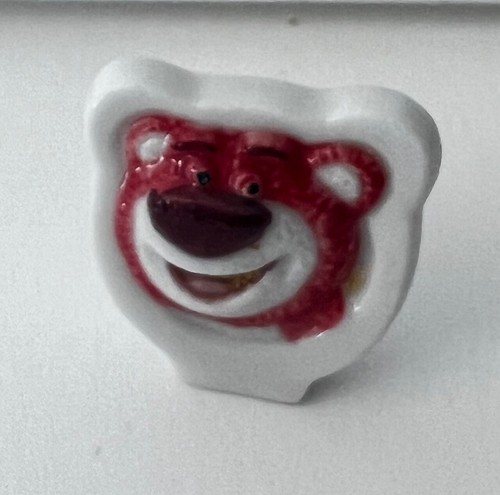 Fève lotso disney - -,