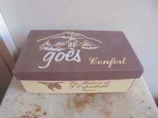 Boîte carton chaussure vide