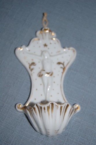 Benitier ancien jesus en - benitier,