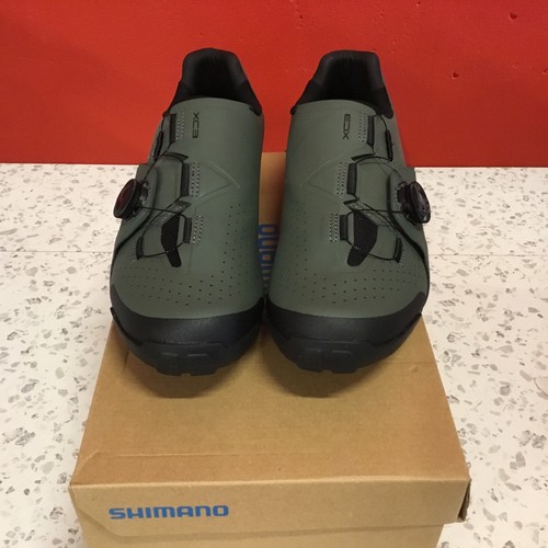 Paire chaussures vtt - chaussures,