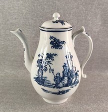 BELLE THÉIÈRE EN PORCELAINE DE WORCESTER ENGLISH PORCELAIN CHINESE DÉCOR 18 EME