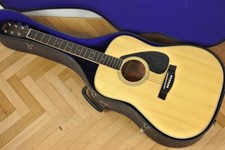 Guitare acoustique vintage