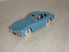 Rare MERCEDES 300 SL  bleu 1/43ème QUIRALU bon état