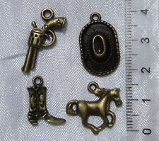 4 BRELOQUES COWBOY BRONZE WESTERN chapeau cheval botte pistolet sans plomb *J110
