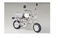 Tamiya 300016031 - 1/6 Honda Gorilla Printemps Collection - Neuf