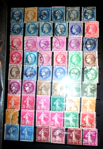 Lot environ 700 timbres - lot,