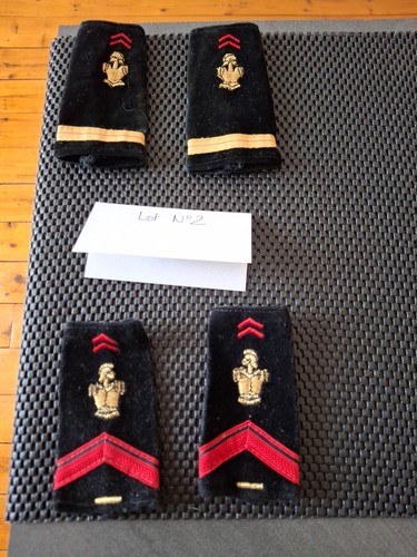 Lot fourreau epaulettes - lot,