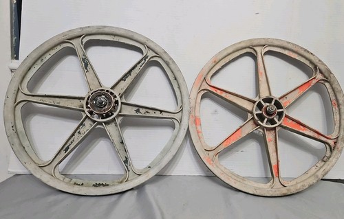 Vintage pair white - white, skyway