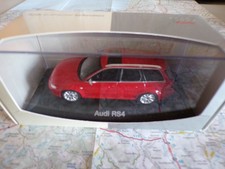 AUDI RS 4 rouge MINICHAMPS 1/43 en boite