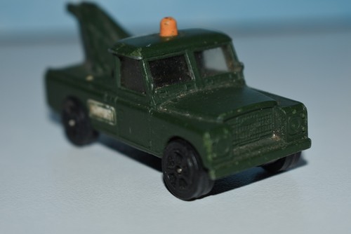 Corgi land rover defender - corgi,