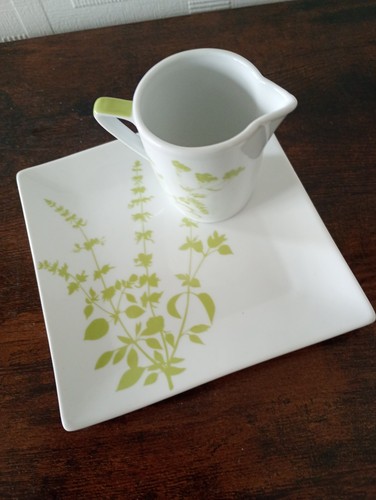 Assiette pot lait - assiette, et