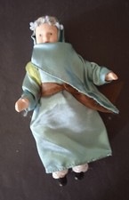 Poupée porcelaine vintage collection poupées du monde N° 19