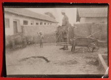 Photo Homme Avec Brouette En